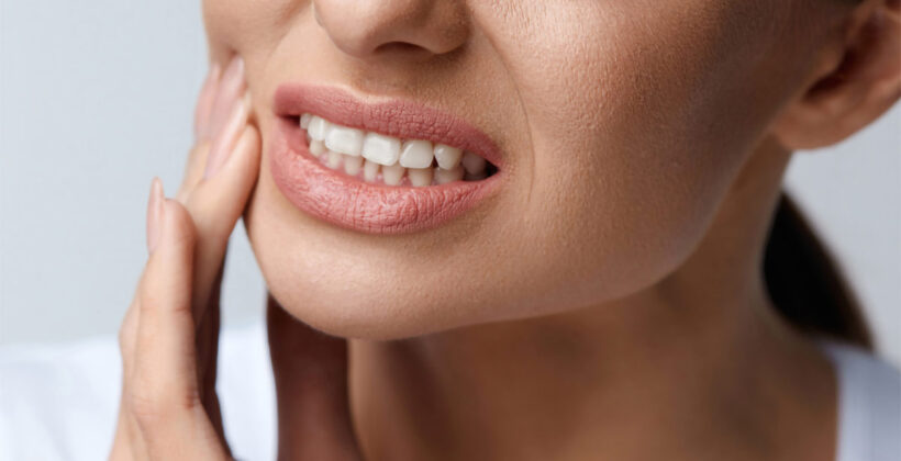 Glavni uzroci boli u desnima