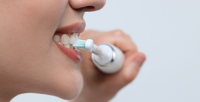 Električne četkice vs. klasične četkice – što odabrati?